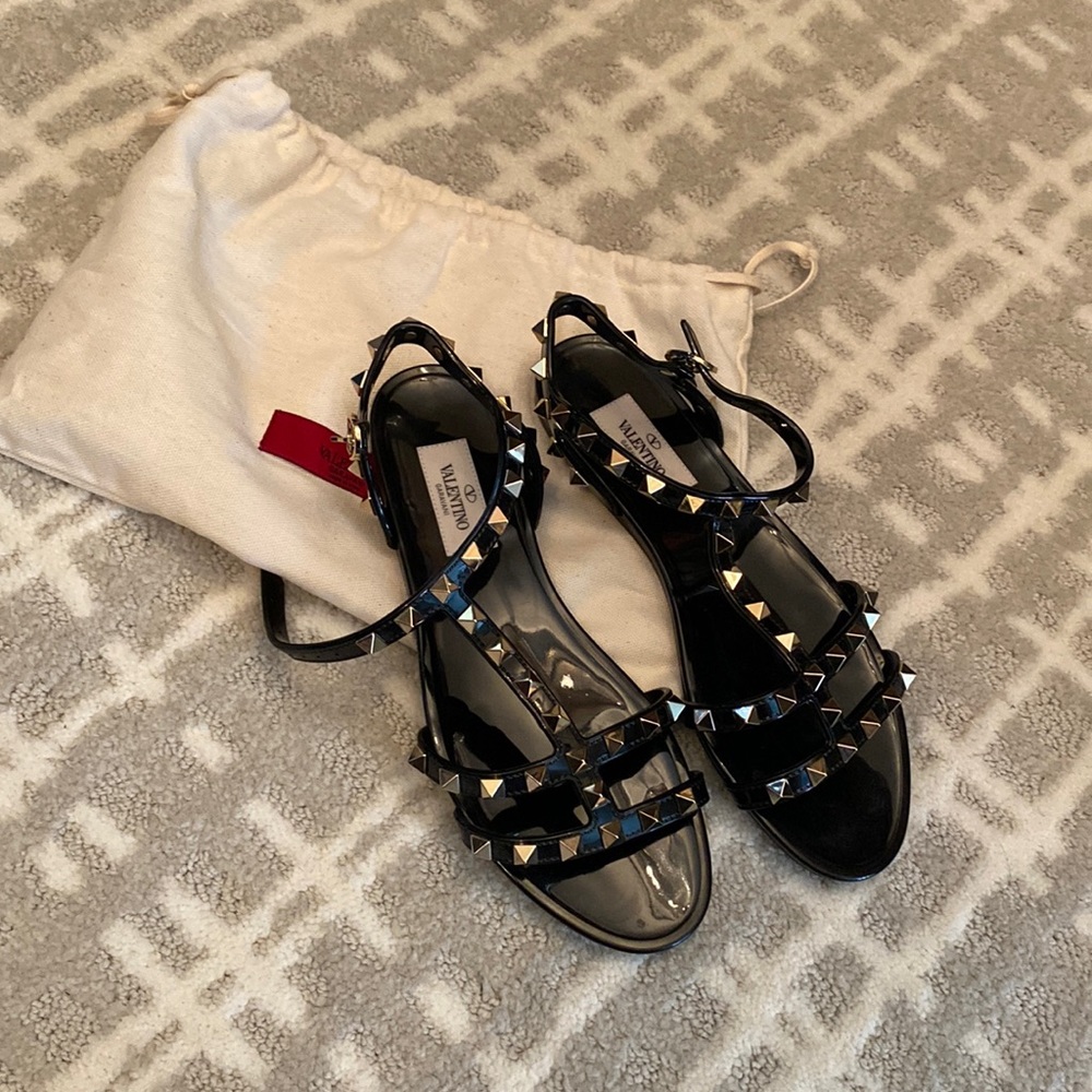 Black size 35 Valentino jelly sandals